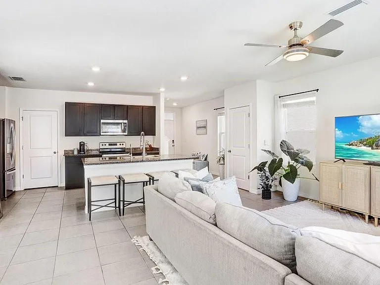 3044 Suncoast Plains Dr — Photo 13