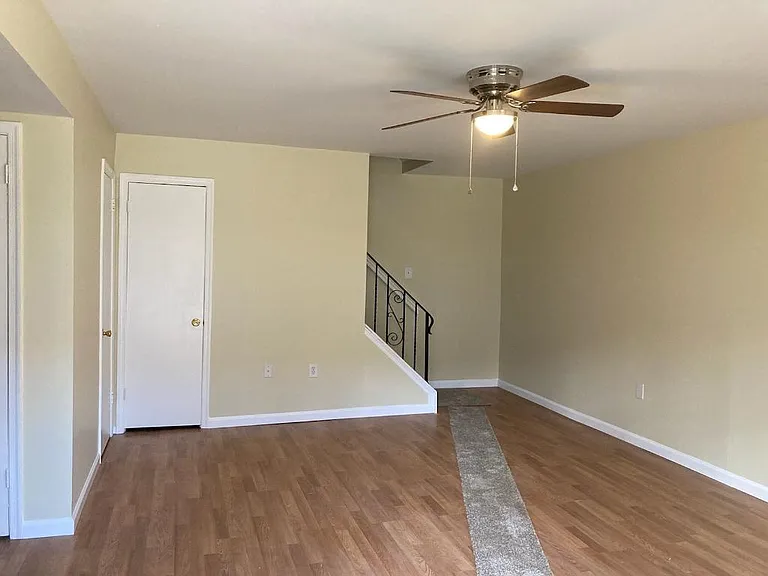 2513 Whitpain Hls — Photo 3