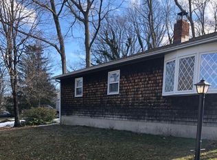 863 Royal Ln, Toms River, NJ 08753
