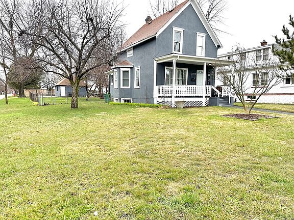 2nd image of 2740 Elisha Ave
