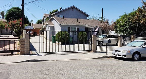 4th image of 13836 Foster Ave