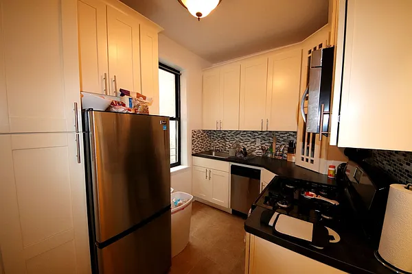 Rented by Tosh Marks Property Group | media 3