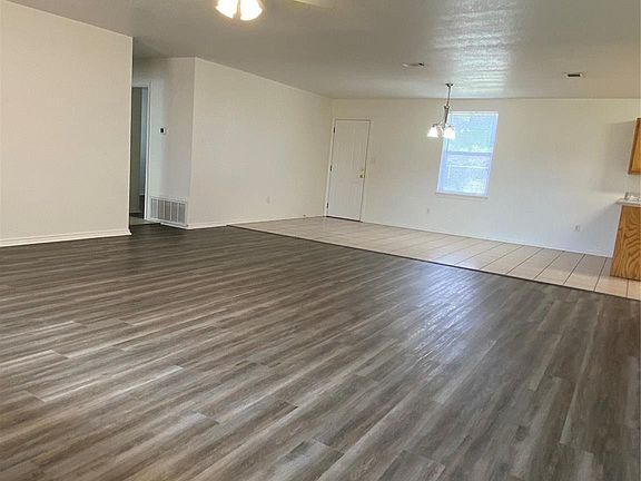 2nd image of 4406 Bobbie Ann Dr