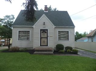 143 Maywood Dr, Youngstown, OH