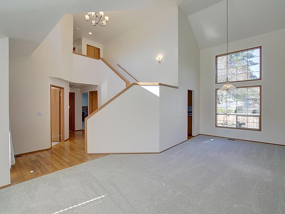 4th image of 23712 NE 27th St