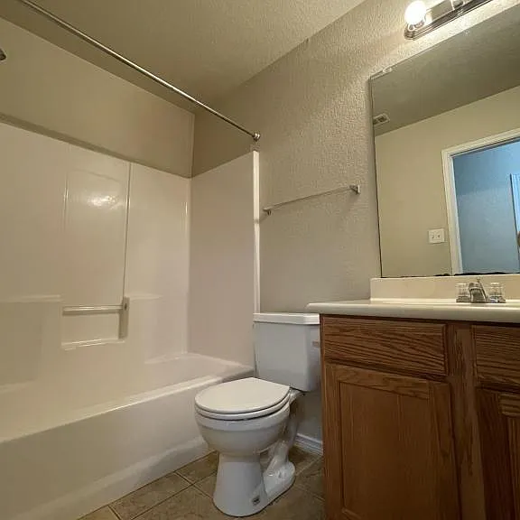 1104 Leah Dr #A — Photo 11