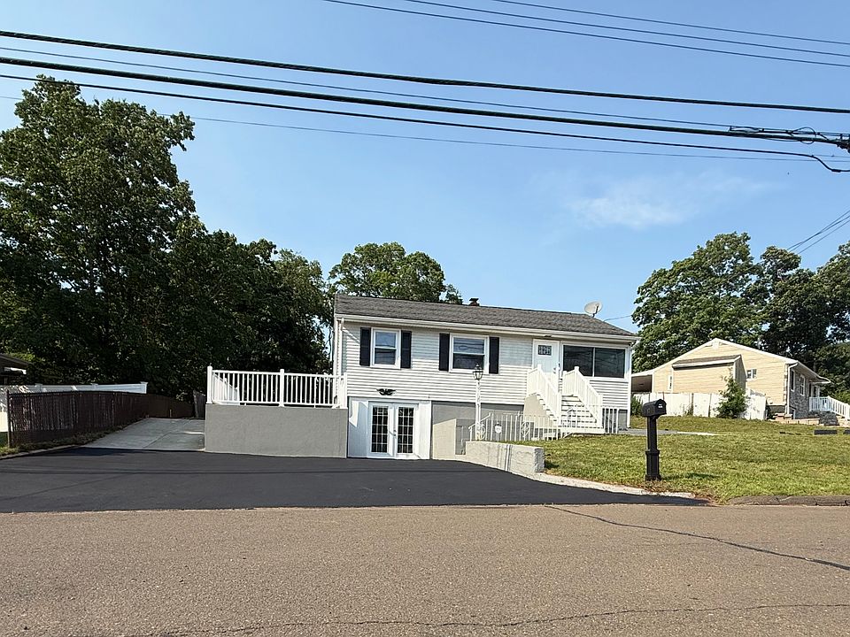 1st image of 17 Navarro Road