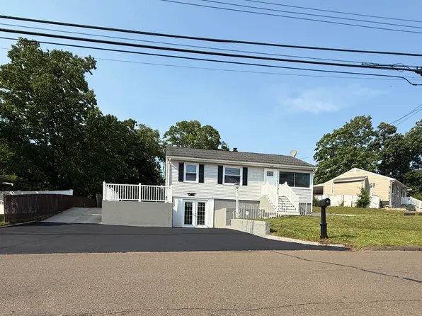 17 Navarro Road, East Haven, CT 06512