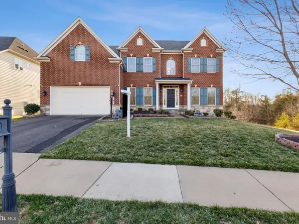 25561 Royal Hunter Dr, Aldie, VA 20105