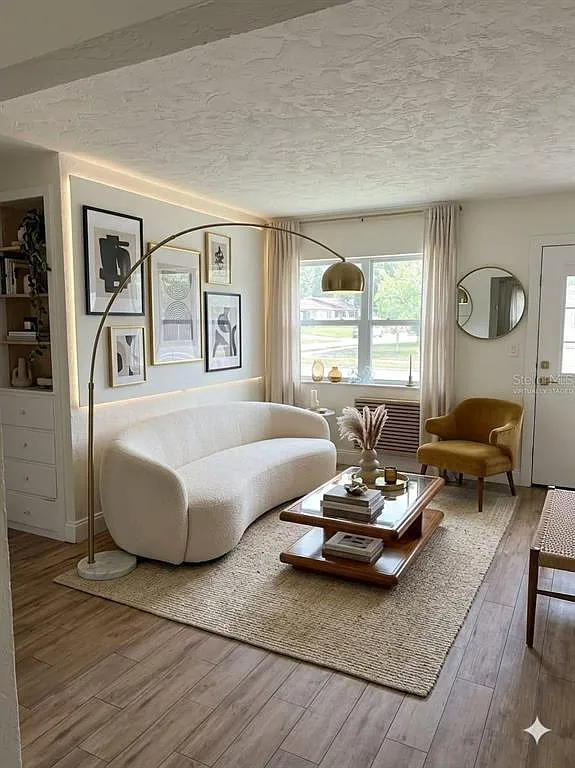 2 bed, 1.0 bath, 650 sqft, $1,275 — Photo 3