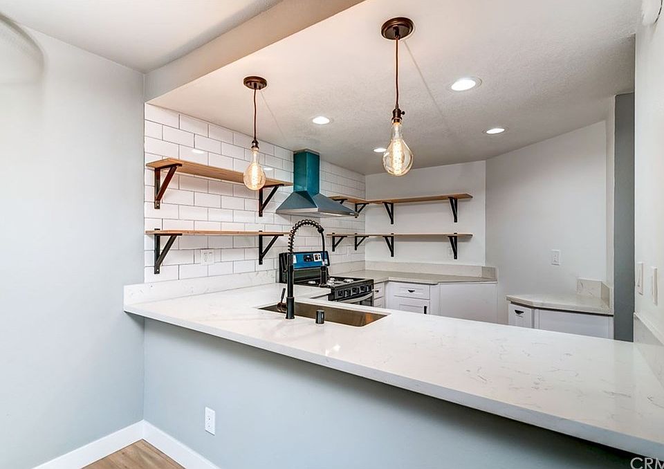 1st image of 645 Chestnut Ave APT 102