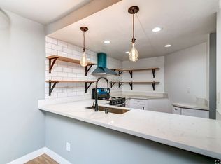 645 Chestnut Ave APT 102, Long Beach, CA 90802