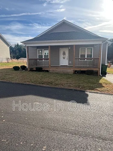 60 Patriot Pl Photo 1