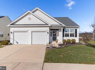 5 Mayfaire Cir, Westampton, NJ 08060