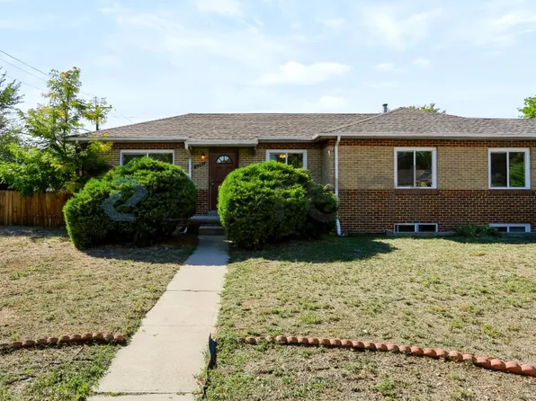 2301 Newport St, Denver, CO 80207