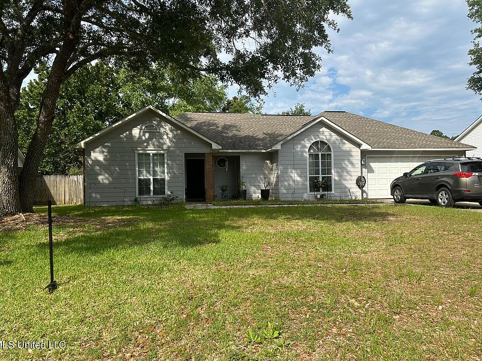 1st image of 7005 Oakhurst Dr