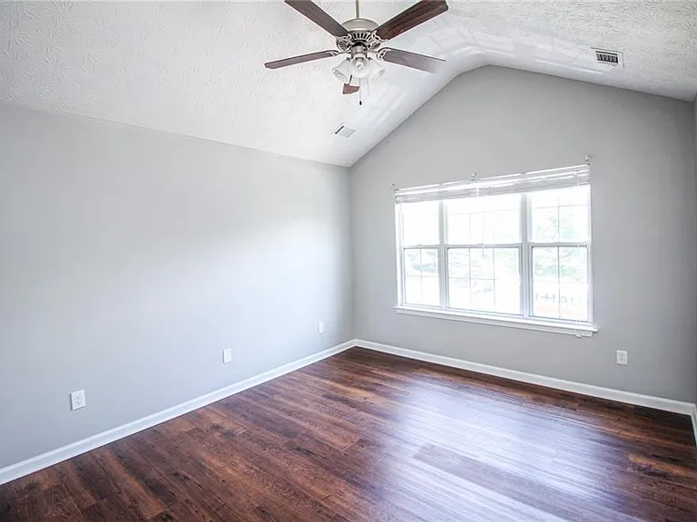 6476 Portside Way — Photo 17