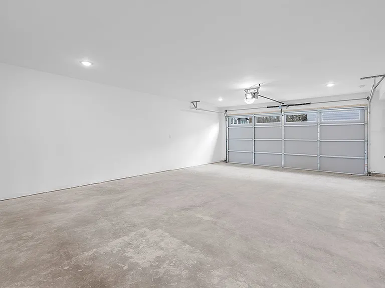 2820 Shore Pine Pl — Photo 25