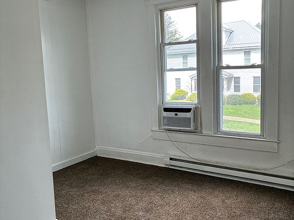 2nd image of 145 E Beech St APT B