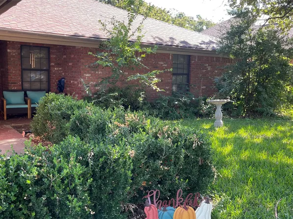 1809 N Cypress Ave, Stephenville, TX 76401