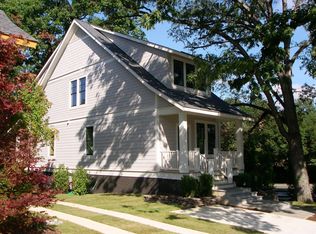 936 N Danville St, Arlington, VA 22201