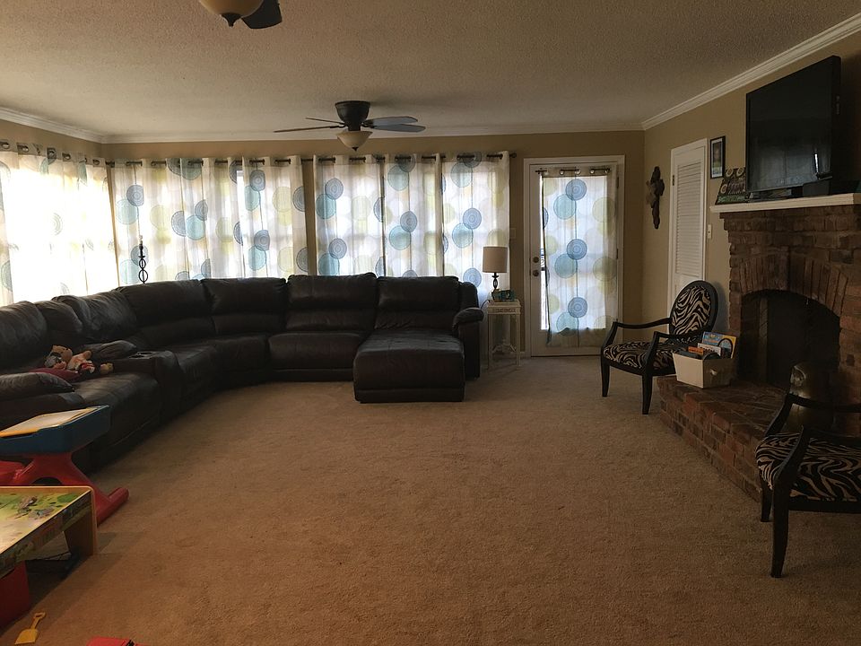 2nd image of 1598 Hurricane Hill Rd