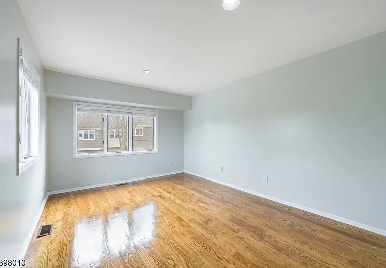 1 Avery Ct — Photo 30