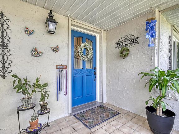 5th image of 590 Oak Park Cir