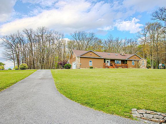2nd image of 6467 Sang Run Rd