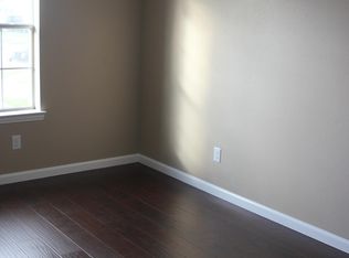 213 Turquoise Trade Dr, La Marque, TX 77568