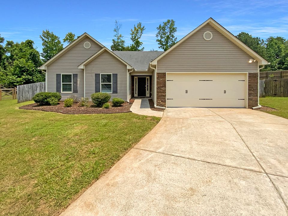 1st image of 38 Frost Ln #C