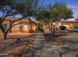 1547 N Paseo La Tinaja, Green Valley, AZ 85614