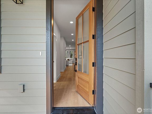 3rd image of 630 8th Avenue