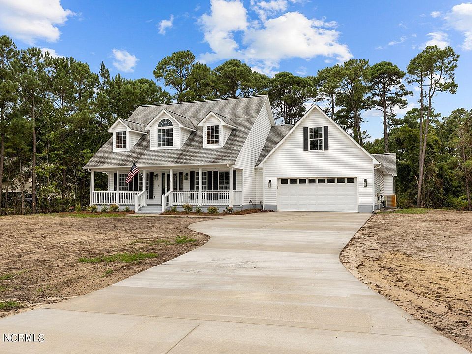1st image of 114 Cherry Lane