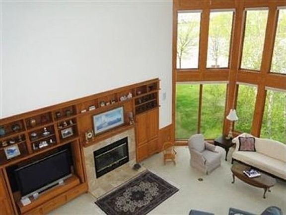5th image of 6478 Foxglove Dr
