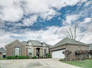 107 Bainbridge Xing, Canton, MS 39046