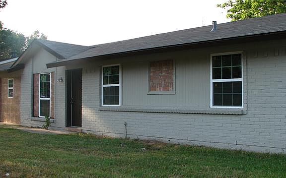 4th image of 9915 Gulf Palms Dr