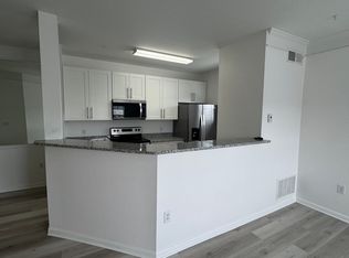 4802 51st St W APT 322, Bradenton, FL 34210