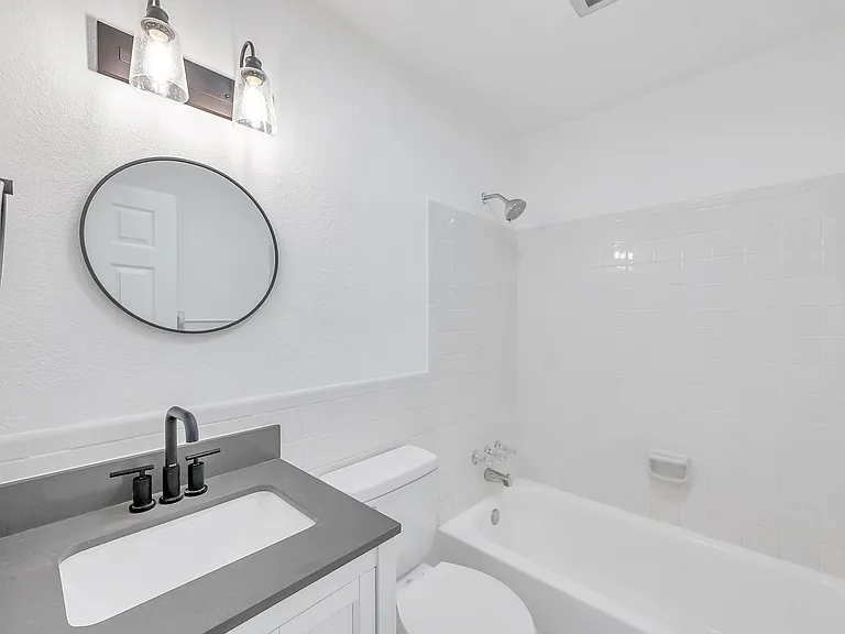 2366 Shelley St #13 — Photo 22