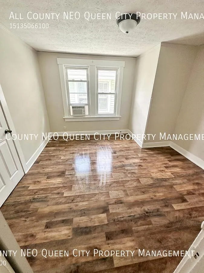 Coming Soon! Spacious 3-Bedroom Duplex With Basement Storage — Photo 3