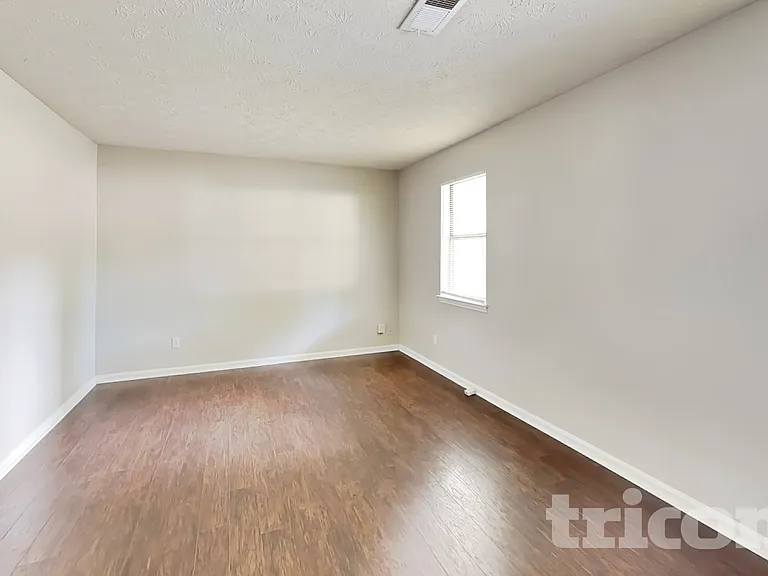 2224 Clinchfield Ct — Photo 3