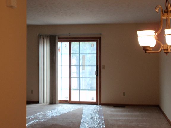 LivingRoom view from Kitchen