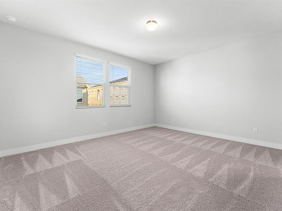 5th image of 2201 Grenache Dr