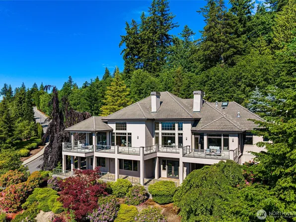 6560 169th Place SE, Bellevue, WA 98006