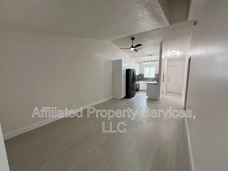 5214 Stacy St #20 — Photo 13