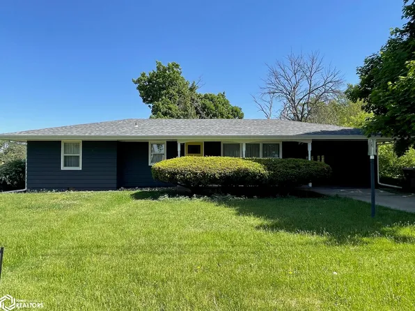 711 12th Ave, Grinnell, IA 50112