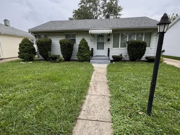 8733 S 51st Ave, Oak Lawn, IL 60453