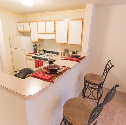 5th image of 1301 Woodlake Ln #Ezcuc79xs