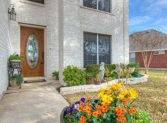 2nd image of 1200 Glendalough Dr