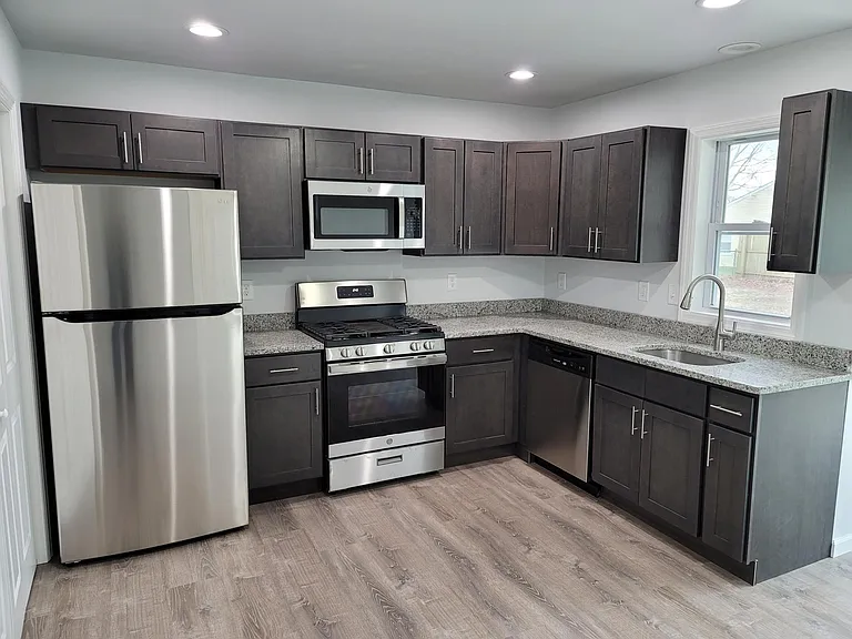 119 Seneca Lake Dr — Photo 6